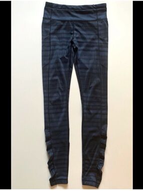 Lululemon Leggings, Women’s Speed Tight III, Deep Navy / Black Stripe, Size 8